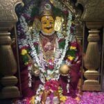 శ్రీ లక్ష్మీ నృసింహస్వామి వారిని దర్శించుకొని ప్రత్యేక పూజలు నిర్వహించిన మంత్రి శ్రీధర్  బాబు