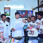 ఎమ్మెల్యే డాక్టర్ సంజయ్ కుమార్ ను కలిసిన జగిత్యాల పట్టణ ఎంఐఎం పార్టీ నాయకులు..