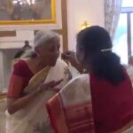 Alphores నరేందర్ రెడ్డి నుదుట వీరతిలకం దిద్ది స్వీట్ తినిపించిన ఆయన సతీమణి వనజారెడ్డి