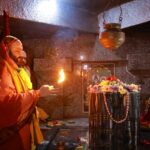 17 వ బెటాలియన్ కమాండెంట్ గంగారాం పార్థివదేహానికి పుష్పాంజలి ఘటించి నివాళులర్పించిన జిల్లా కలెక్టర్